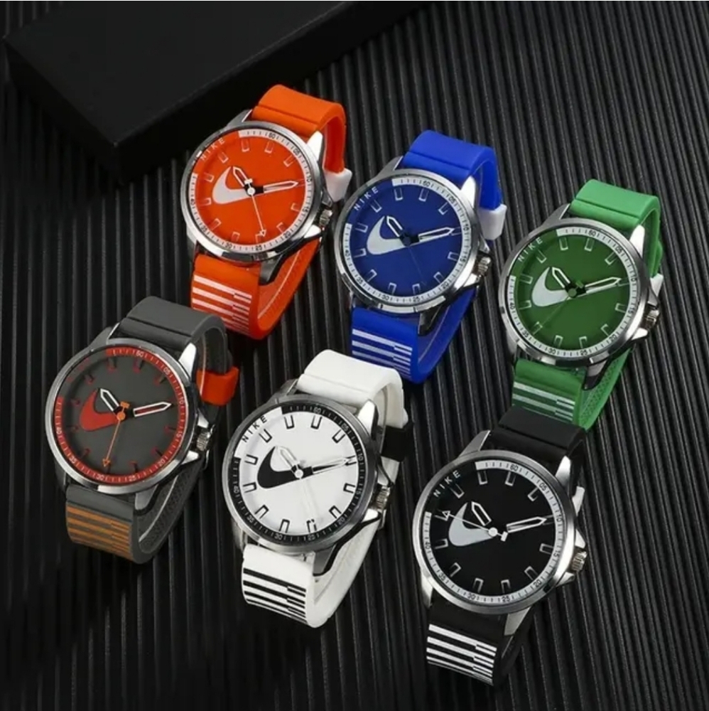 NEW Nike ANALOG WATCH SILICONE BAND New no Tags No Box